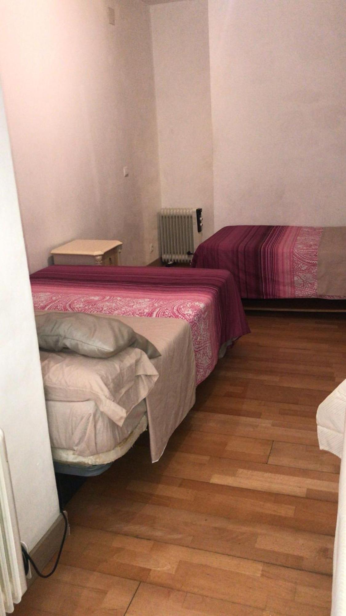 Apartamentos Pandiellos I Madrid Exterior photo